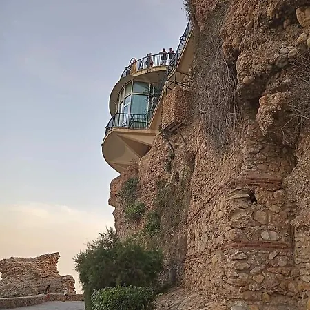 1 Pasaje Fuente De Cantarero *